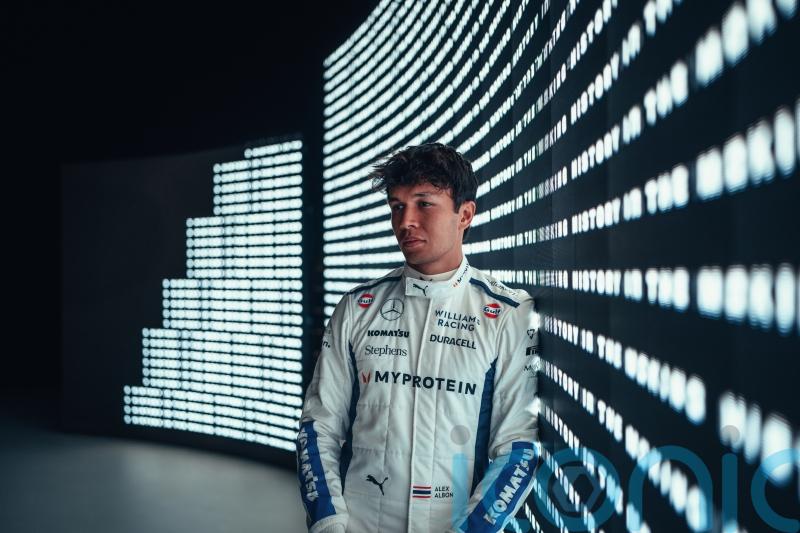 Alex Albon under contract until end of 2025 &ndash; Williams issue hands-off warning