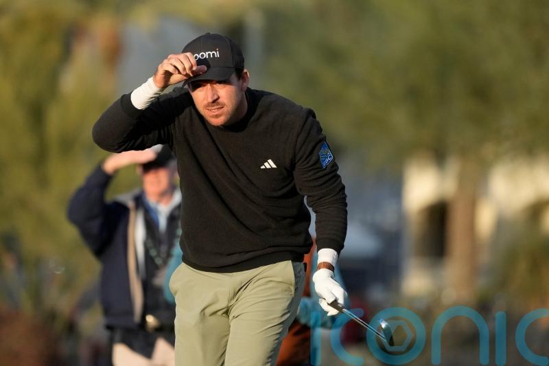 Nick Taylor takes one-shot lead into Sunday&rsquo;s play at Phoenix Open
