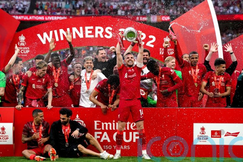 Familiar foes Liverpool and Chelsea to renew rivalry in Carabao Cup final