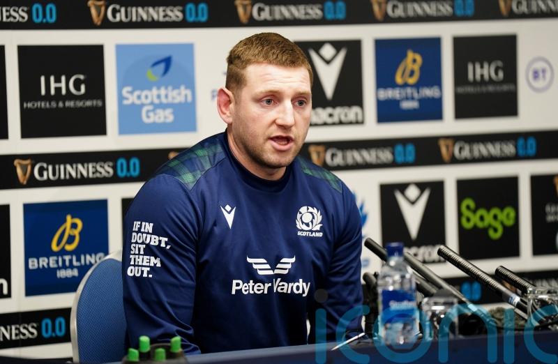 Finn Russell relaxed about facing England&rsquo;s blitz defence