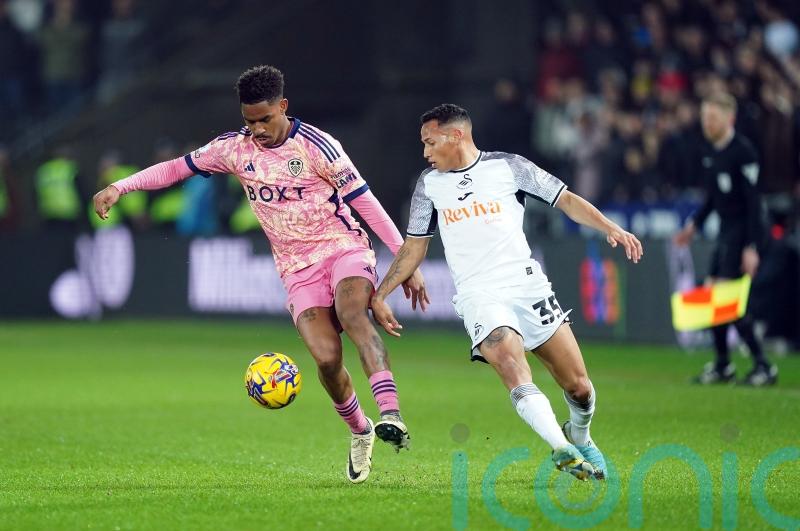 Ronald at the double as Swansea dent Sunderland&rsquo;s play-off aspirations