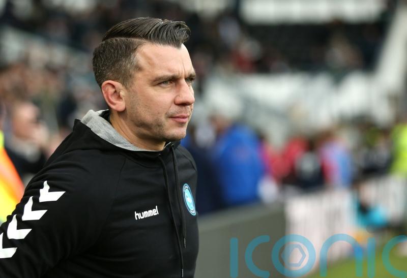 Matt Bloomfield hails Wycombe&rsquo;s resilience in win over Cheltenham