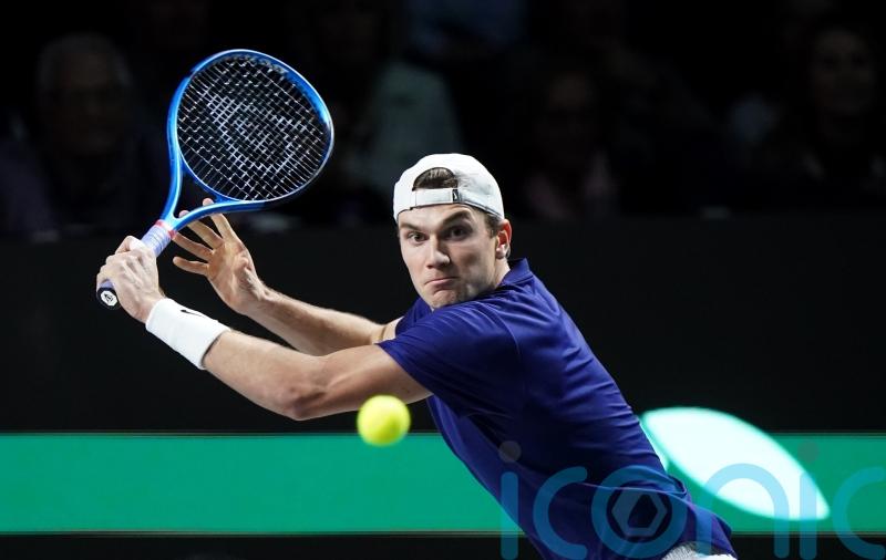 Jack Draper eases into the last eight in Acapulco