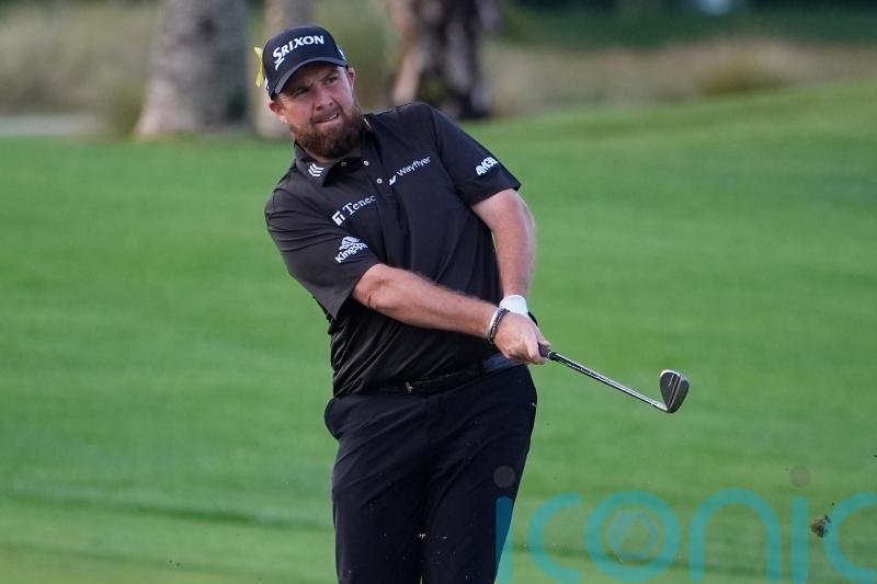 Wet weather suspends play in Florida with Shane Lowry three shots off the pace