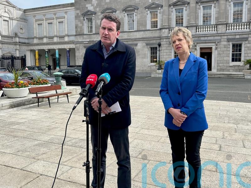 Minister &lsquo;has questions to answer&rsquo; after scathing Siun Ni Raghallaigh letter