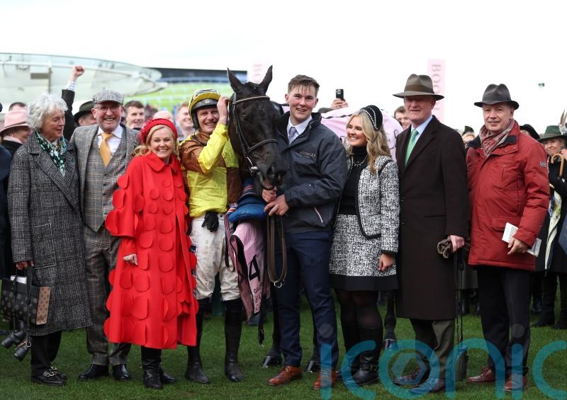 Punters edge Cheltenham Festival battle with bookmakers