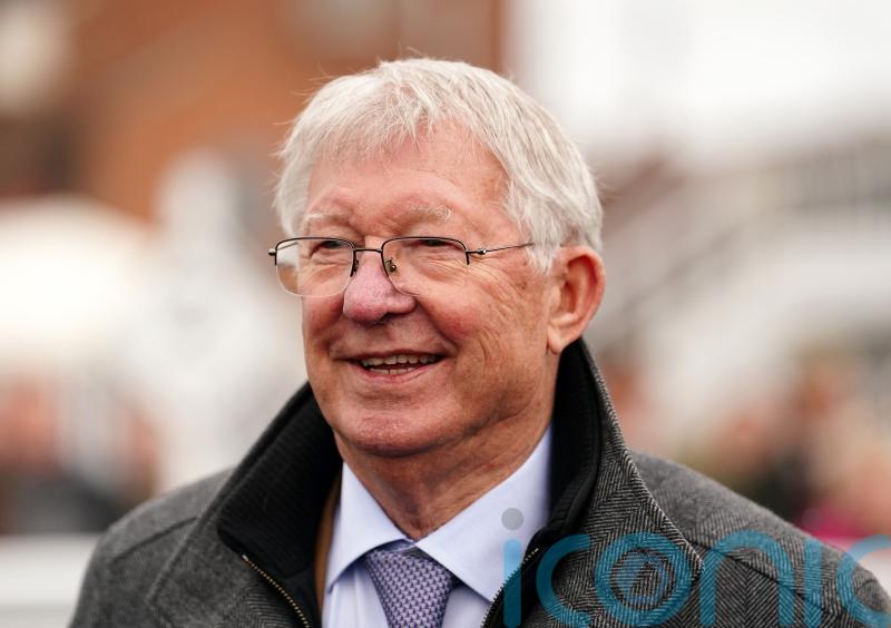 Sir Alex Ferguson given lifetime membership by Eintracht Frankfurt