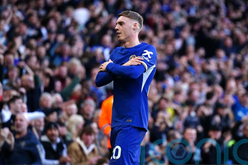 Ten-man Burnley twice come from behind to hold Chelsea despite Cole Palmer brace