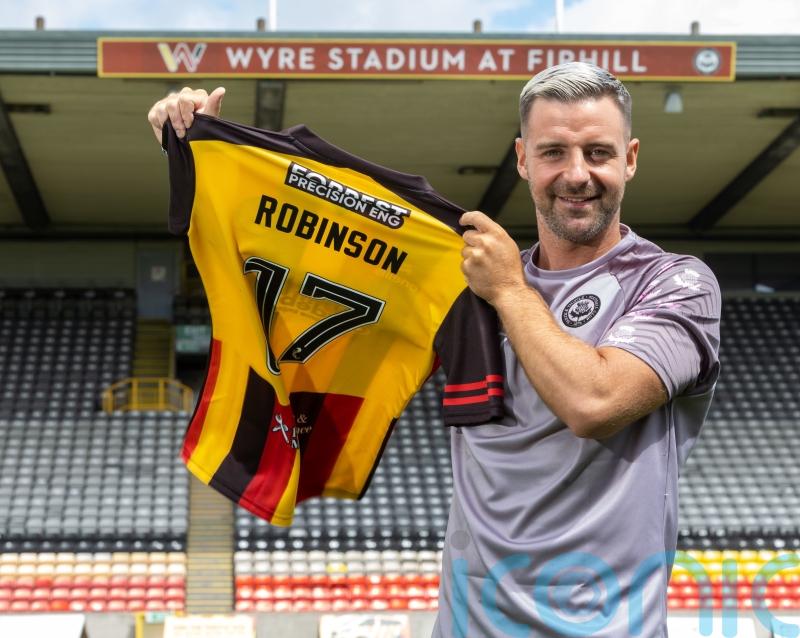 Partick Thistle maintain promotion challenge with win over 10-man Inverness