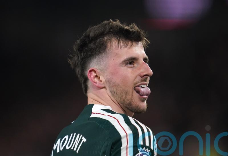 Mason Mount&rsquo;s late strike not enough for Man United as Brentford snatch draw