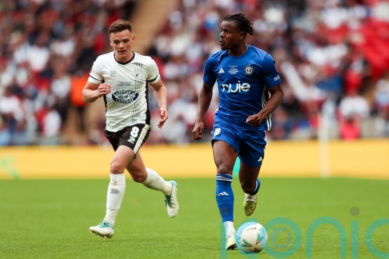 Late Exeter fightback denies 10-man Leyton Orient