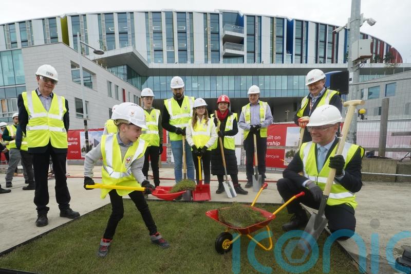 Sod turned at family accommodation unit for new children&rsquo;s hospital