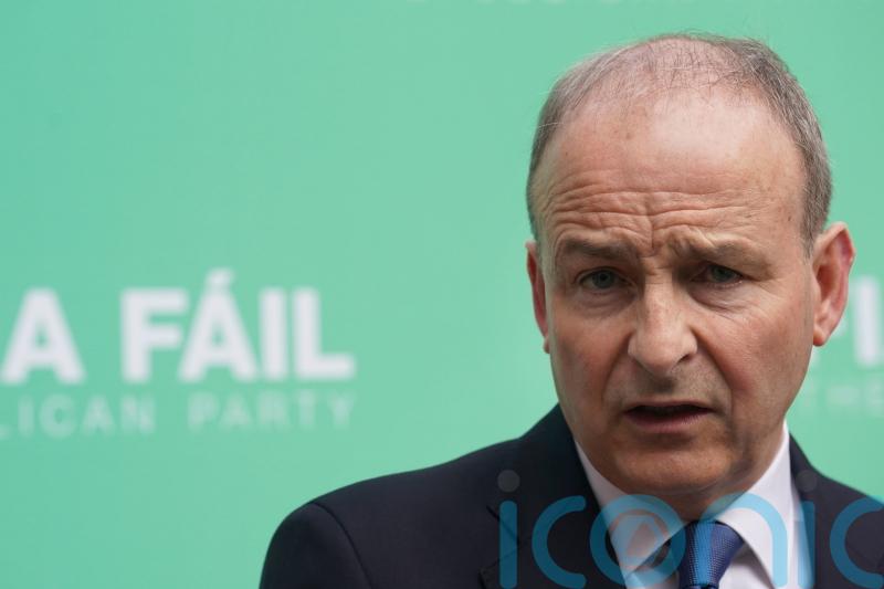 Martin calls for 10-euro rise in child benefit and a pensions boost in budget
