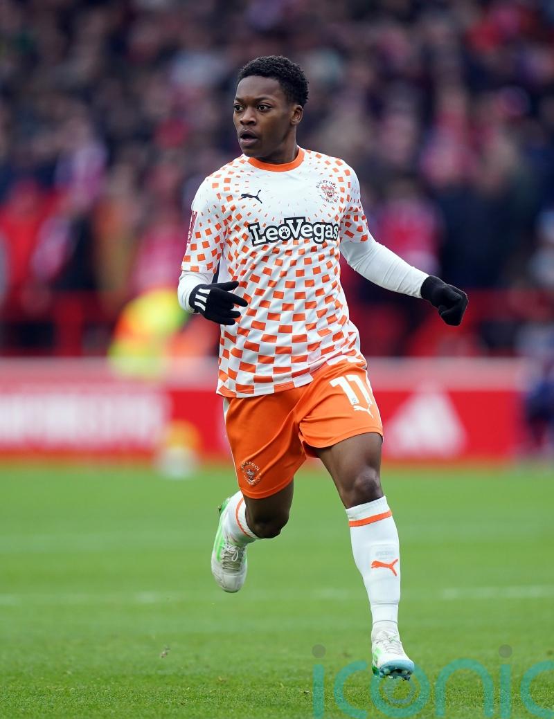 Blackpool denied in final play-off push after defeat at Reading on last day