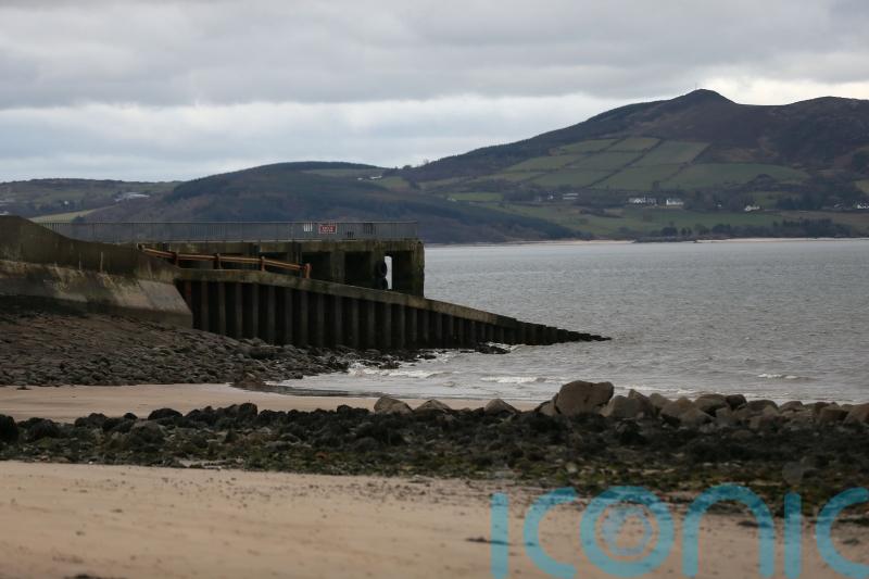 Man in 80s dies after car enters water at Buncrana pier