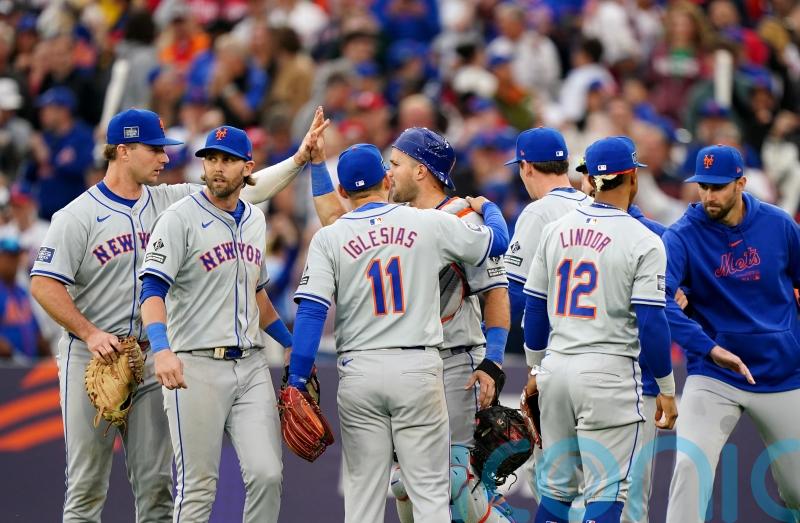 New York Mets secure late win to split London Series with Philadelphia Phillies