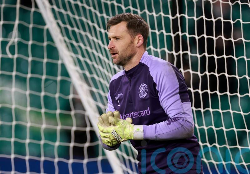 Goalkeeper David Marshall to join Hibernian staff after announcing retirement