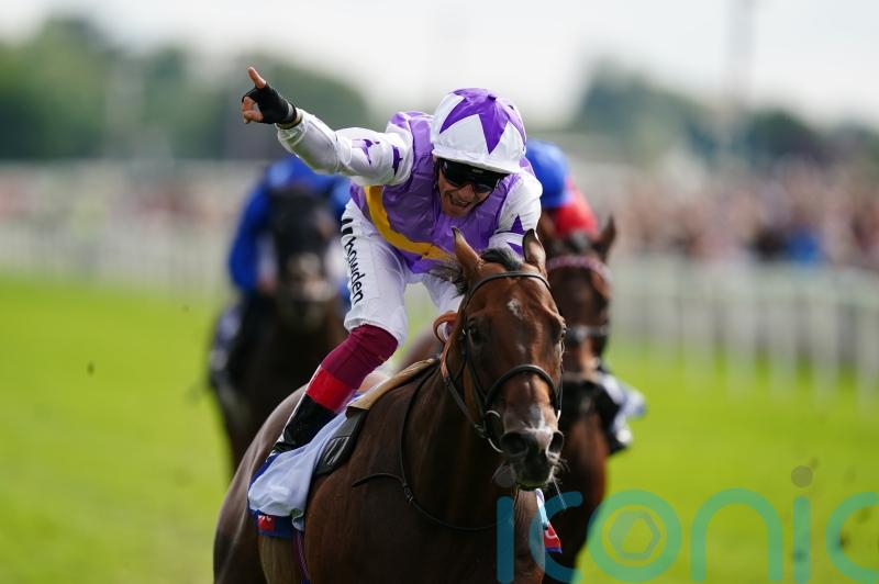 Kinross hunting Chipchase crown at Newcastle