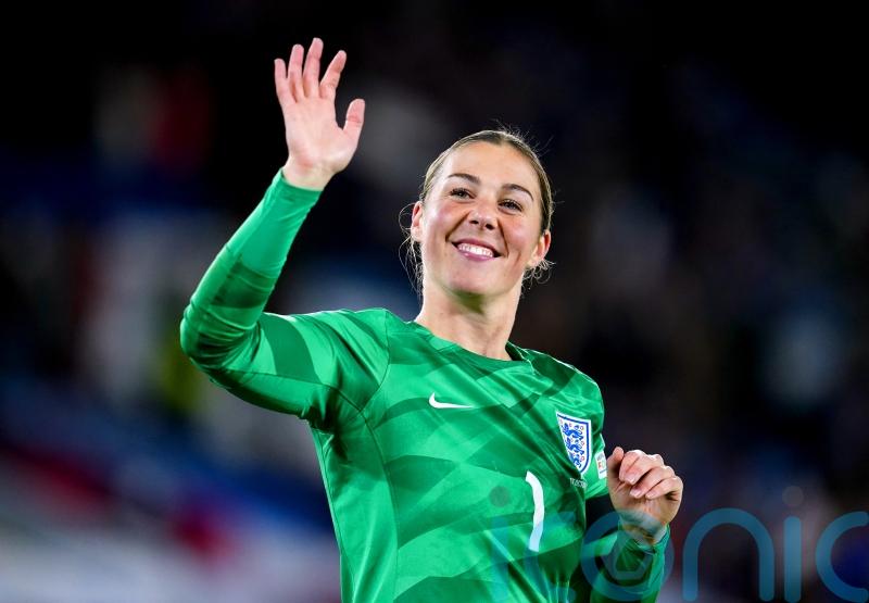 England goalkeeper Mary Earps joins Paris St Germain following Man Utd exit