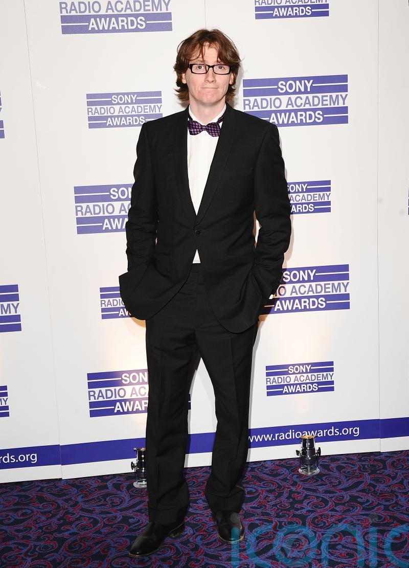 Ed Byrne delays show start to give ticket-holders more time to vote in election