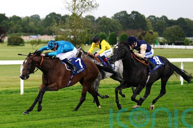 Makarova serves up Coral Charge success