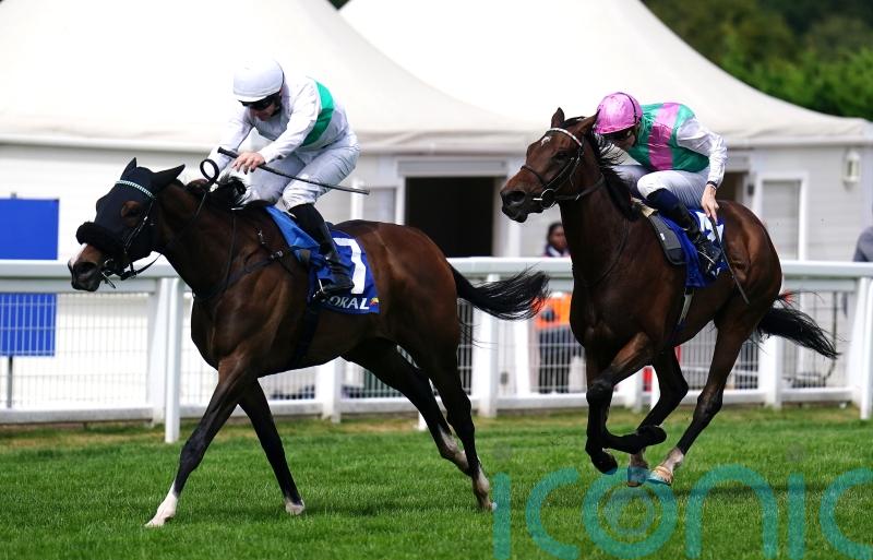 Spiritual awakens to take the Coral Distaff at Sandown