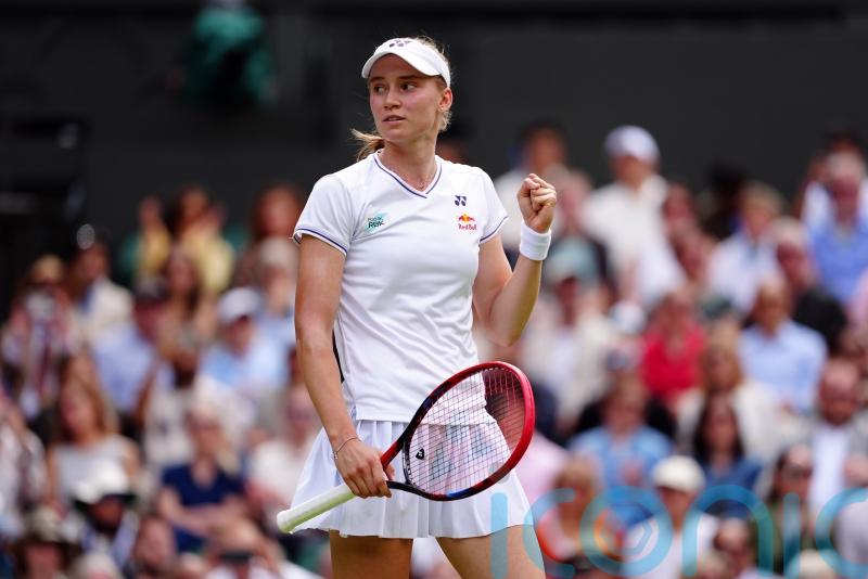 Elena Rybakina justifies favourite tag with last-eight win over Elina Svitolina