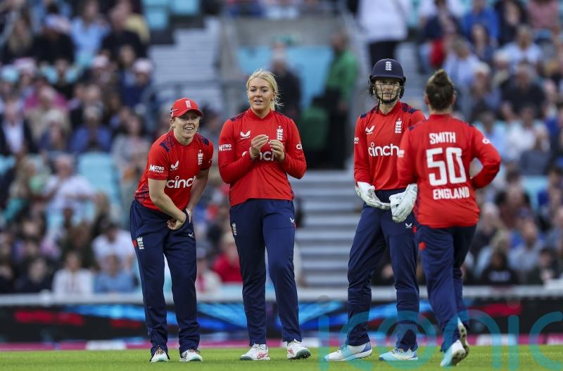 England&rsquo;s seven-wicket win over New Zealand maintains perfect T20 series record