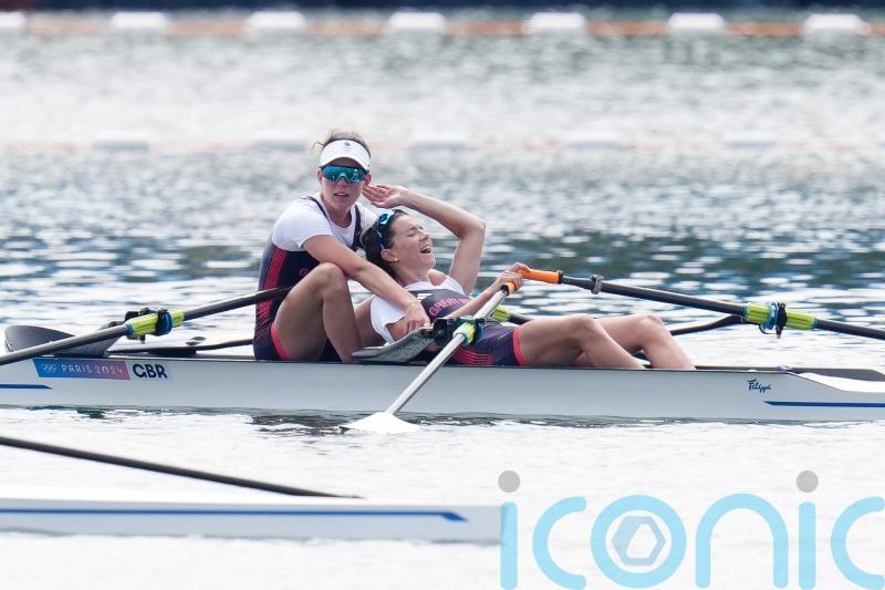 Emily Craig and Imogen Grant power to GB gold in the lightweight double sculls
