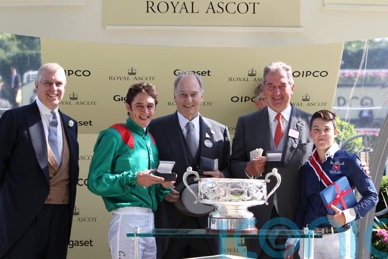 Aga Khan moving horses with Jean-Claude Rouget to Graffard