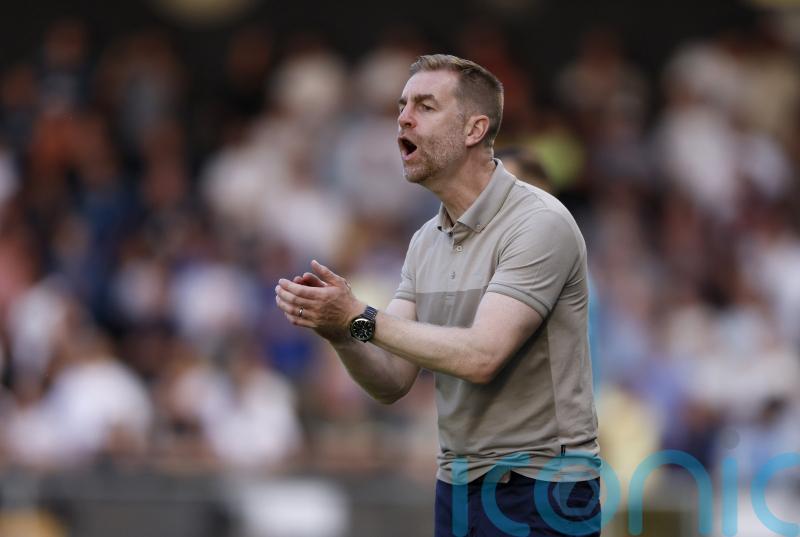 Simon Weaver praises Harrogate&rsquo;s gritty performance during win at Colchester