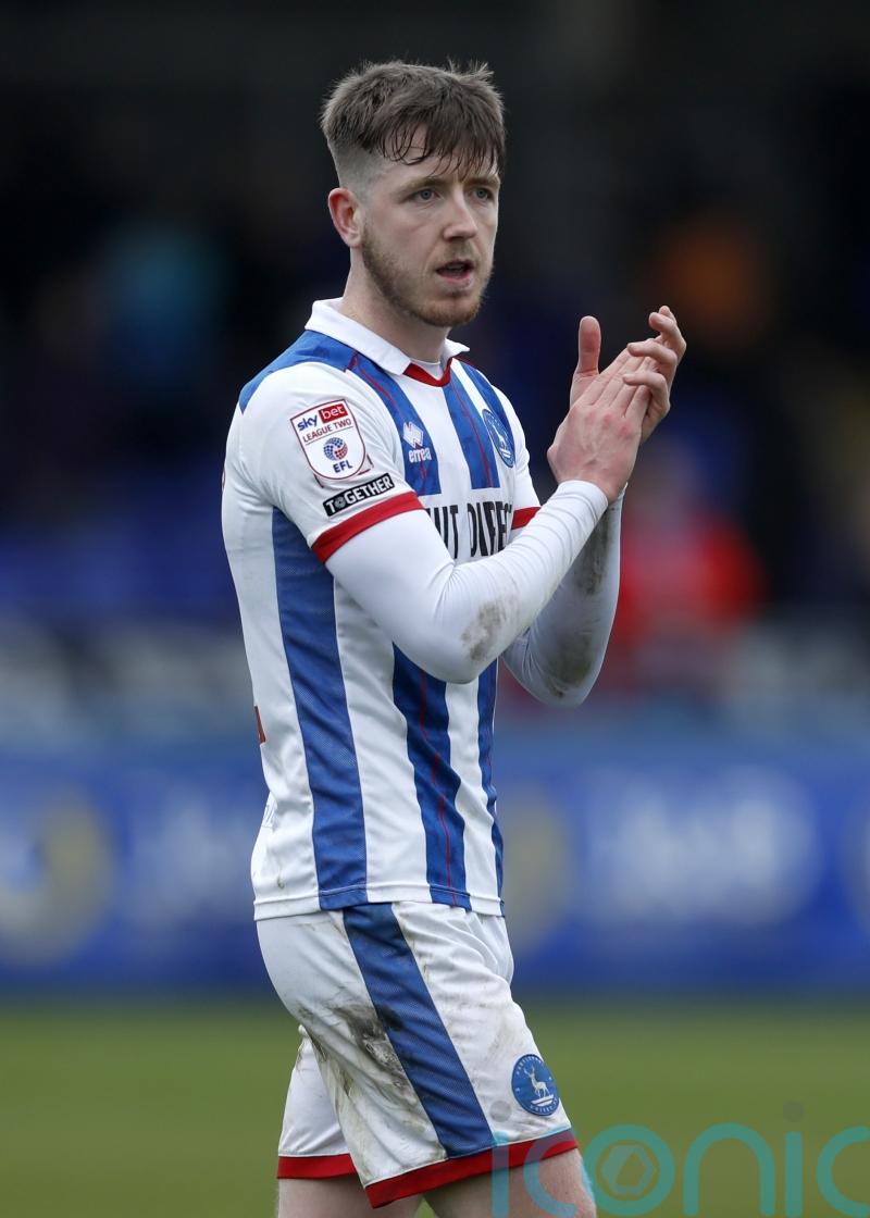 Tom Crawford nets winner as Altrincham overcome Dagenham