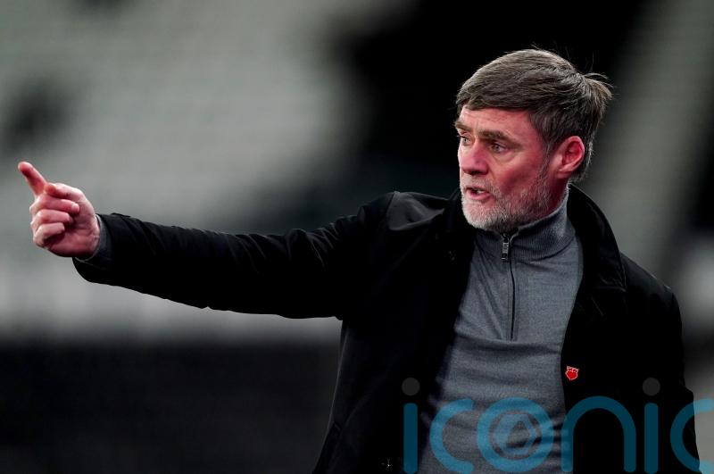 Graham Alexander hits out at Bradford after derby loss at Harrogate