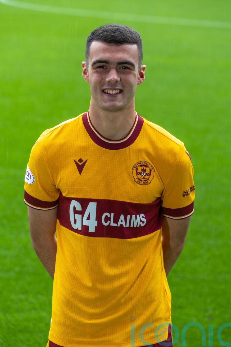 Lennon Miller&rsquo;s double helps Motherwell to victory over St Mirren
