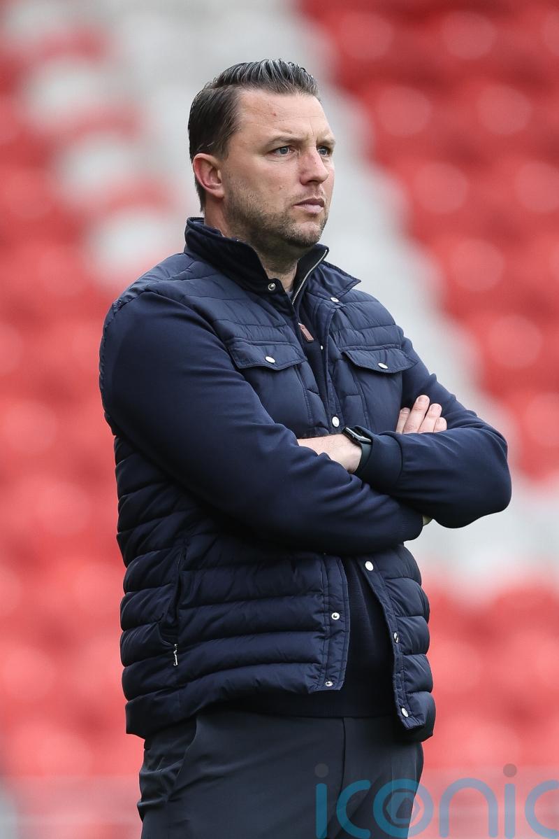 Mark Bonner furious with Gillingham display in stoppage-time loss to Accrington