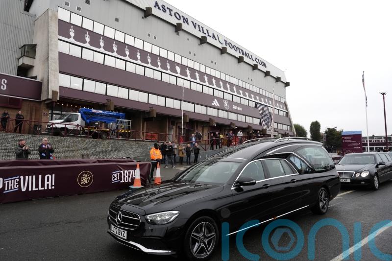 Tributes paid to &lsquo;Aston Villa legend&rsquo; Gary Shaw at his funeral