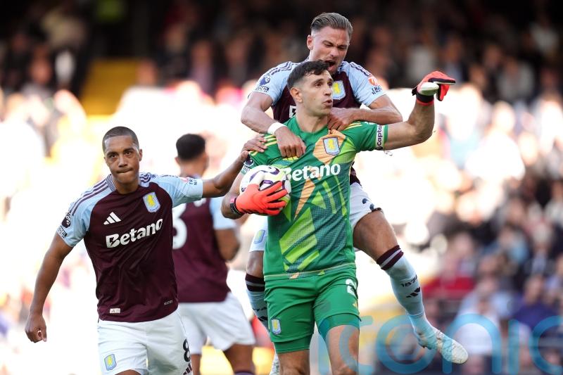 Unai Emery salutes &lsquo;best in world&rsquo; Emiliano Martinez after Villa win at Fulham
