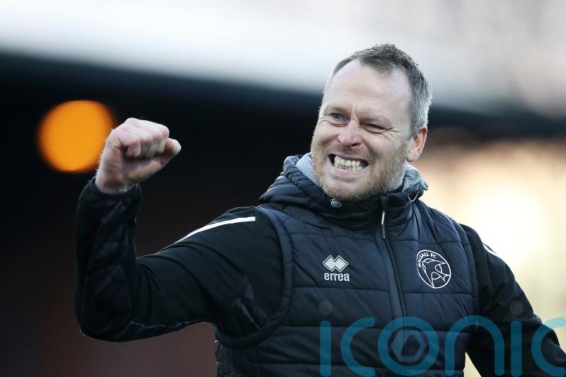 &lsquo;Excellent away performance&rsquo; thrills Cheltenham boss Michael Flynn