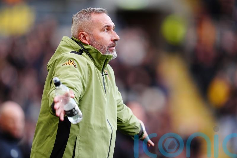 Referee apology fails to lift Hull boss Tim Walter after home loss to Sunderland