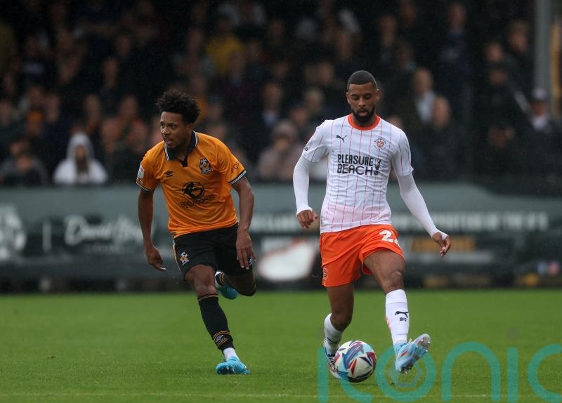 Cambridge win again after goals from Korey Smith and Sullay Kaikai
