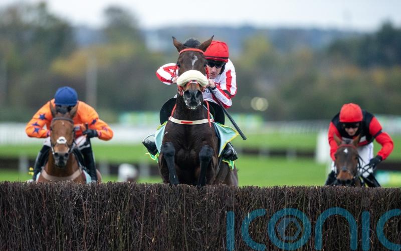 The Real Whacker returns to top form with Charlie Hall win