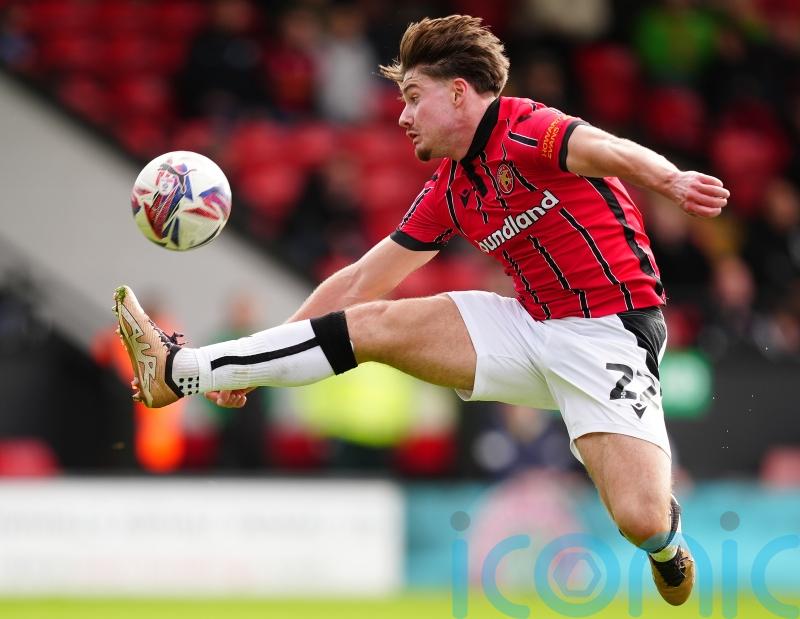 Walsall beat Bolton to reach FA Cup second round