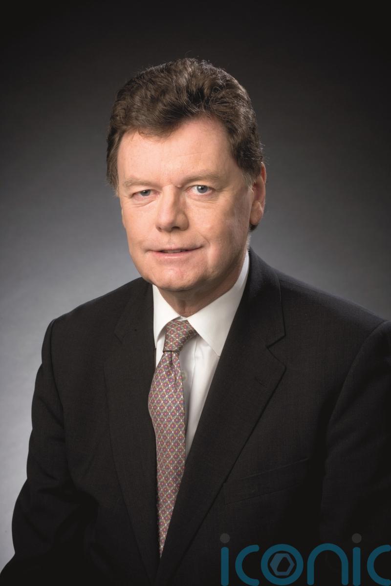 Mourners gather for funeral of &lsquo;journalistic giant&rsquo; David Davin-Power