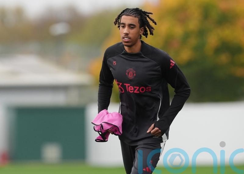 Leny Yoro returns to training with Manchester United after three-month absence