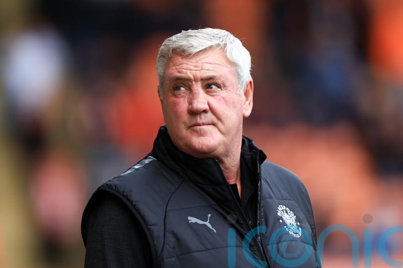 Steve Bruce looks back with satisfaction after Blackpool&rsquo;s goalless home draw