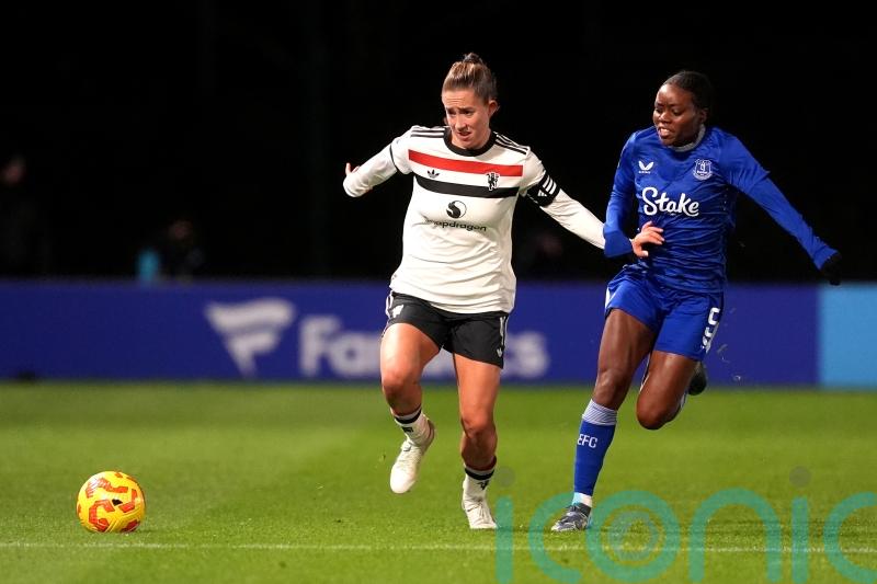 Maya Le Tissier joins England squad as she follows concussion protocol
