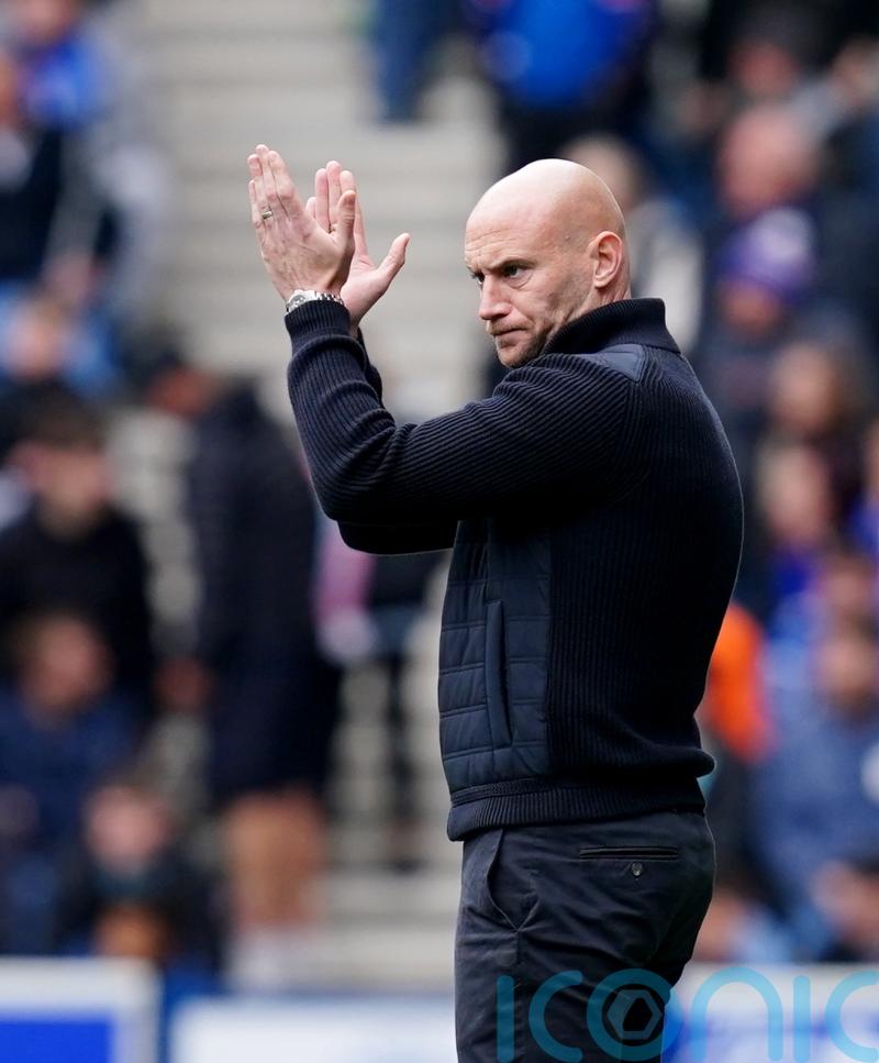 David Gray delighted to see Hibernian play with confidence after struggles