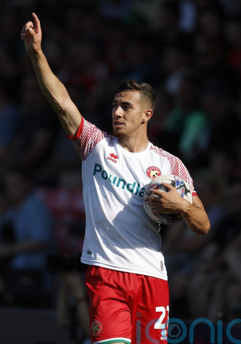 Walsall hold off Notts County after Taylor Allen scores direct from corner