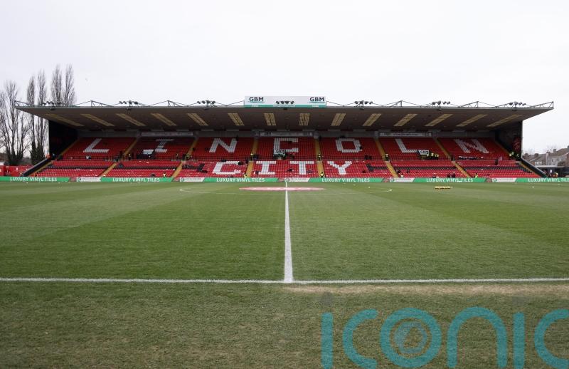 Lincoln&rsquo;s winless run extended to six games after draw with Charlton