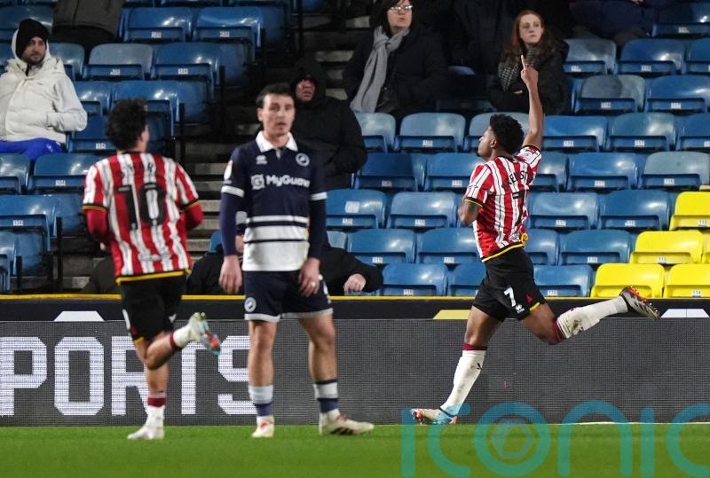 Rhian Brewster sends Sheffield United top with win at Millwall